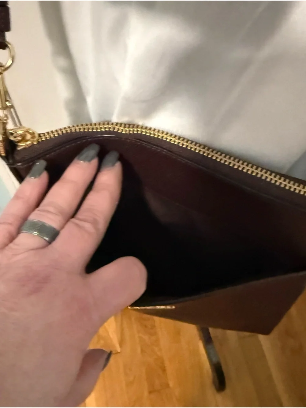 Coach “Kitt” Messenger Crossbody Bag in Oxblood Crossgrain Leather! Like New! - Picture 3 of 14